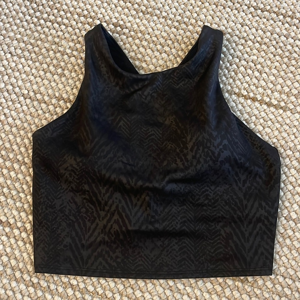 Athleta Black Crop Top. Size M.